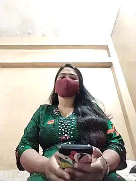 Magical Girl- online show from March 9, 2025, 7:34 am