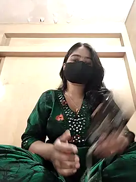 Magical Girl- online show from December 14, 2025, 3:56 am