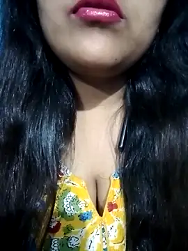 Snapshot of Love-Veronica chatting on February 16, 2026, 12:45 pm Love-Veronica online show from February 16, 2026, 12:45 pm