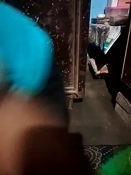 Love-Veronica online show from March 13, 2026, 5:41 pm