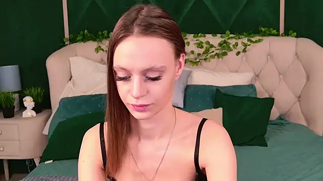 RebeccaMartons online show from March 17, 2025, 3:14 am