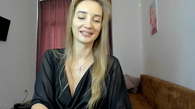 Snapshot of Wild_RoosE chatting on January 29, 2025, 12:35 pm Wild RoosE online show from January 29, 2025, 12:35 pm