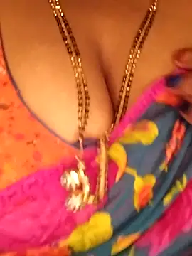 Sexy Radhikaa online show from December 20, 2025, 12:34 pm