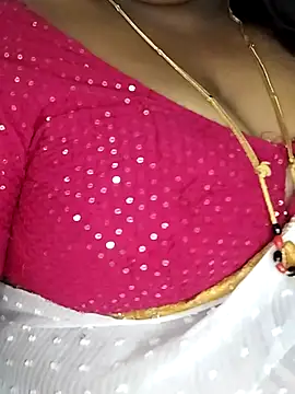 Sexy Radhikaa online show from March 9, 2026, 5:50 pm