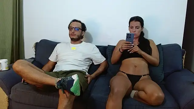 emily hotwillis2 online show from October 5, 2025, 3:16 am