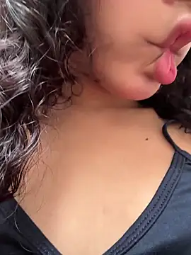 Snapshot of ChantalHans chatting on February 15, 2026, 6:04 pm ChantalHans online show from February 15, 2026, 6:04 pm