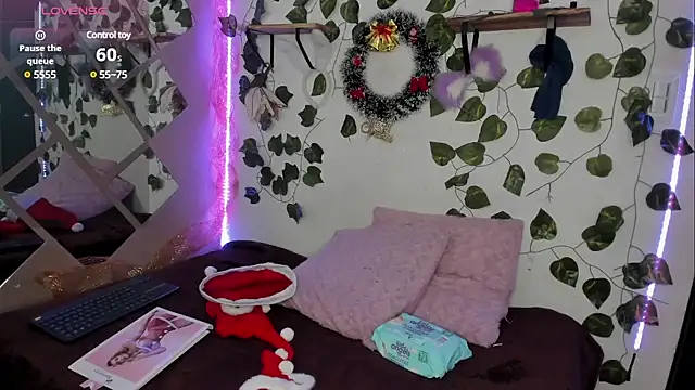 Snapshot of Megan_sophia2 chatting on December 20, 2024, 12:49 pm Megan sophia2 online show from December 20, 2024, 12:49 pm