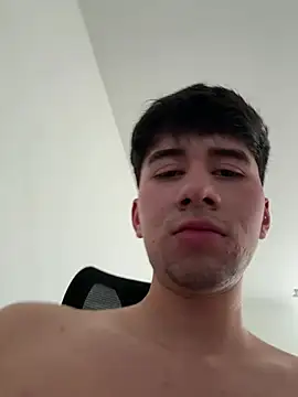 Whike Dark online show from April 8, 2026, 10:32 pm