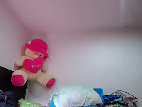 Snapshot of princehermosa44 chatting on February 27, 2025, 2:54 pm princehermosa44 online show from February 27, 2025, 2:54 pm