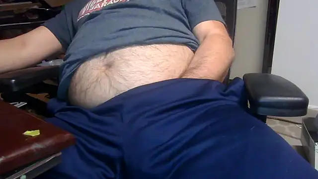 Snapshot of thickdaddy59 chatting on December 29, 2024, 4:59 am thickdaddy59 online show from December 29, 2024, 4:59 am