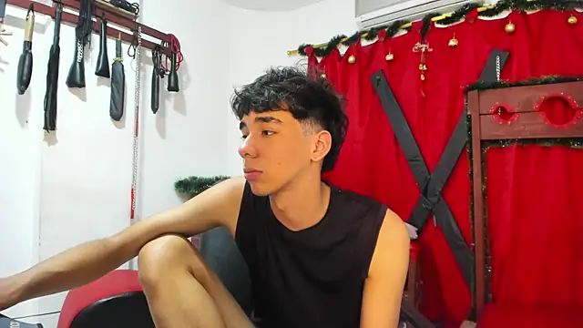 Harry LatinBoy online show from December 19, 2024, 1:39 am