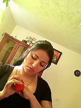 Snapshot of Naomy_veracruz_ chatting on November 12, 2025, 12:16 pm Naomy veracruz online show from November 12, 2025, 12:16 pm