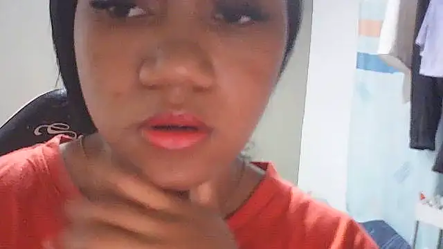 Fariana01 online show from June 25, 2026, 11:42 pm