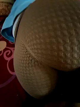 Snapshot of lemon69Reo chatting on October 7, 2025, 7:33 pm lemon69Reo online show from October 7, 2025, 7:33 pm