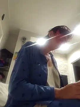 Vagabondainnamorata online show from September 28, 2025, 4:40 am