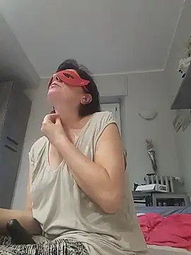 Vagabondainnamorata online show from October 14, 2025, 4:41 pm