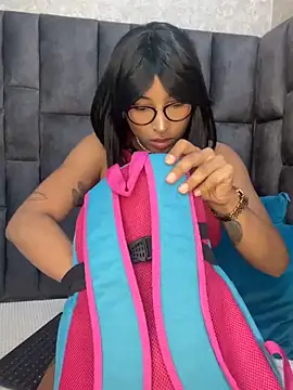 LollaByer online show from February 14, 2025, 5:14 pm