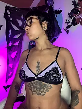 LollaByer online show from October 20, 2025, 9:59 pm