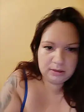 Szilvi93 online show from July 30, 2026, 5:17 am