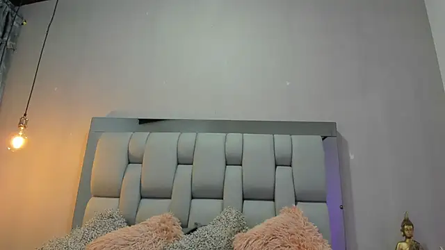 AshleyHill2 online show from October 17, 2025, 3:53 am