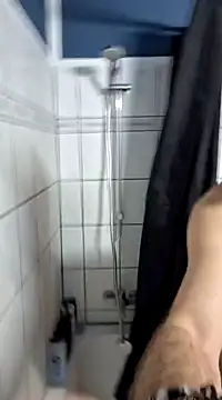 Snapshot of DaWoD030 chatting on December 17, 2024, 9:05 pm DaWoD030 online show from December 17, 2024, 9:05 pm