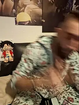 Snapshot of DaWoD030 chatting on December 23, 2024, 5:54 pm DaWoD030 online show from December 23, 2024, 5:54 pm