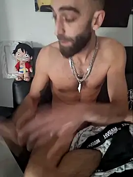 Snapshot of DaWoD030 chatting on December 25, 2024, 12:47 pm DaWoD030 online show from December 25, 2024, 12:47 pm