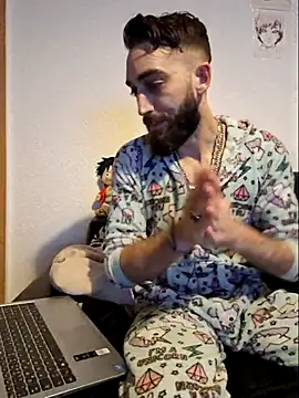 Snapshot of DaWoD030 chatting on February 14, 2025, 5:57 pm DaWoD030 online show from February 14, 2025, 5:57 pm