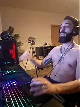 Snapshot of DaWoD030 chatting on March 8, 2025, 10:45 pm DaWoD030 online show from March 8, 2025, 10:45 pm