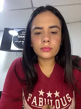 Leyna Kenet online show from October 12, 2025, 12:09 am