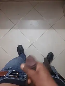 bandi-big-dick online show from April 2, 2026, 10:07 pm