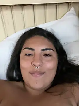 beatrix 001 online show from December 10, 2024, 4:38 pm