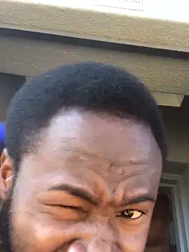 Snapshot of seductivescamp chatting on December 10, 2024, 5:17 am seductivescamp online show from December 10, 2024, 5:17 am