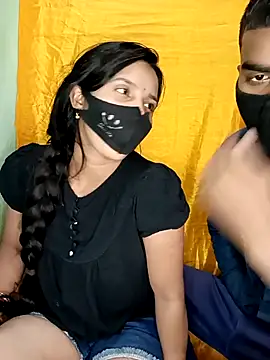 Suhani512 online show from February 7, 2026, 5:44 am