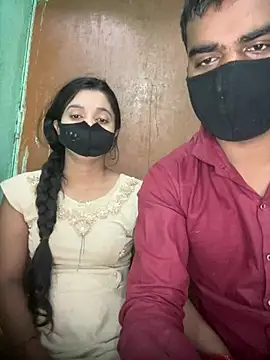 Suhani512 online show from July 18, 2026, 11:30 pm