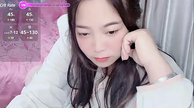 wuwu-w online show from December 10, 2024, 11:40 pm