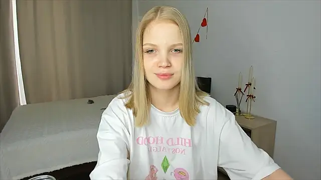 Xloe Queen online show from February 22, 2026, 11:20 am