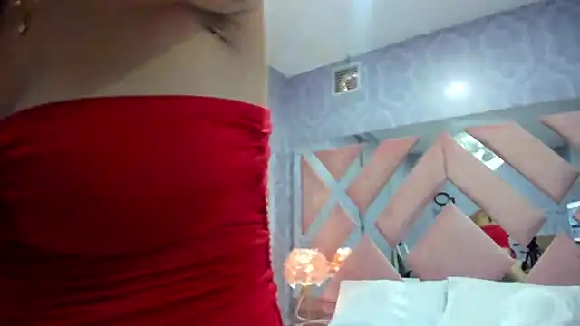 pola adams  online show from October 28, 2025, 2:04 am