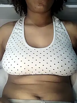 Snapshot of menina_veneno21 chatting on December 5, 2024, 7:38 pm menina veneno21 online show from December 5, 2024, 7:38 pm