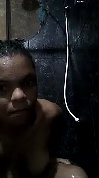 Snapshot of menina_veneno21 chatting on December 13, 2024, 7:32 pm menina veneno21 online show from December 13, 2024, 7:32 pm
