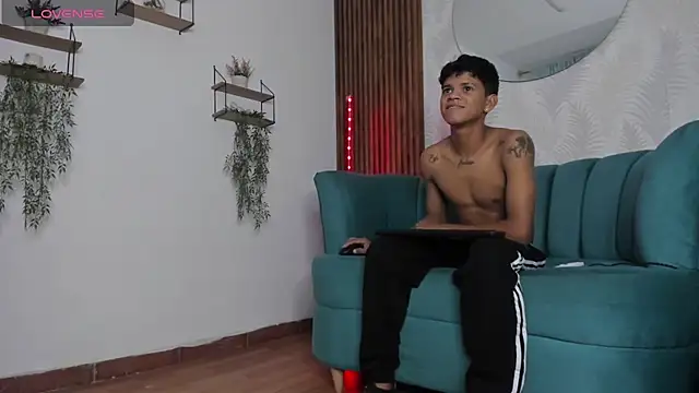 Jeffry wolvess online show from January 28, 2025, 12:00 pm