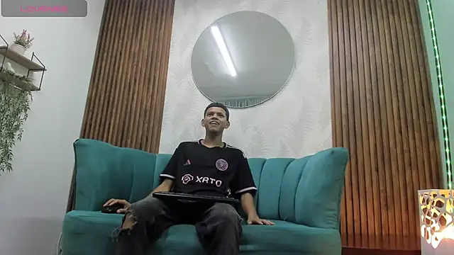 Jeffry wolvess online show from February 18, 2025, 11:55 am