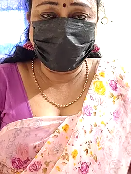 rekha naier online show from November 14, 2025, 10:36 am