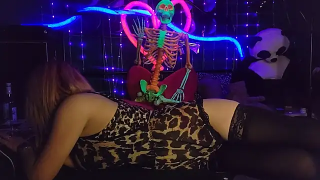 anonymouszN online show from September 19, 2025, 7:58 pm