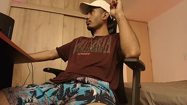 Snapshot of coleman160 chatting on February 15, 2026, 5:37 am coleman160 online show from February 15, 2026, 5:37 am