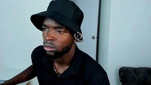 Dylan Taylor online show from October 5, 2025, 4:00 am