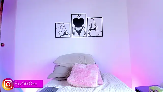 ellie mcdonald online show from July 15, 2026, 10:04 pm