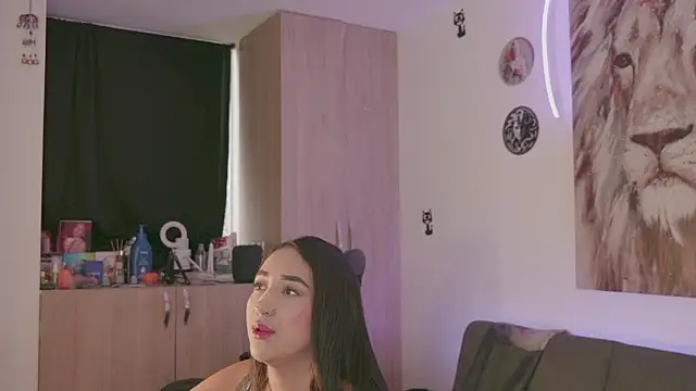 Maryann jones online show from December 1, 2025, 1:05 pm