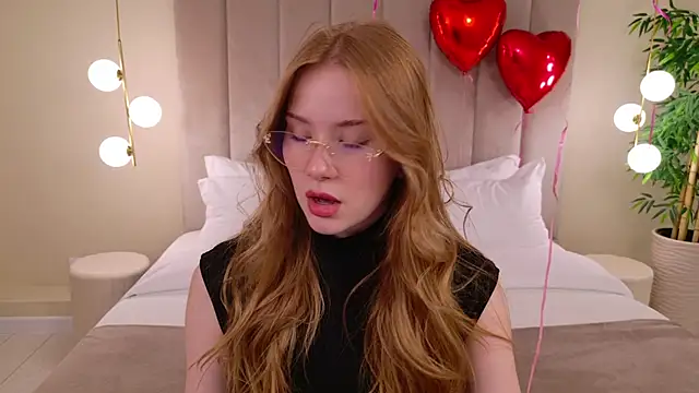 Snapshot of MichelleReid chatting on January 18, 2025, 6:10 pm MichelleReid online show from January 18, 2025, 6:10 pm