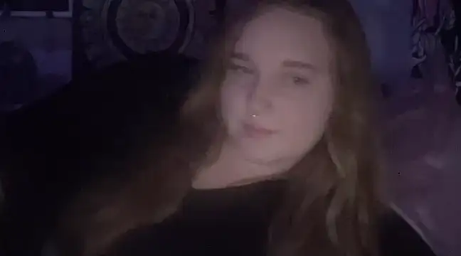 Snapshot of thickgingergoddess chatting on January 11, 2025, 3:34 am thickgingergoddess online show from January 11, 2025, 3:34 am
